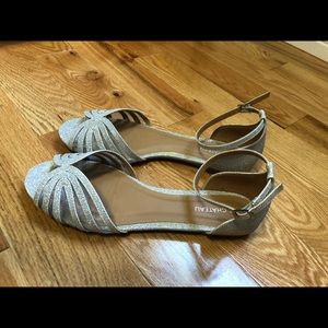 LIKE NEW LE CHATEAU SHOES